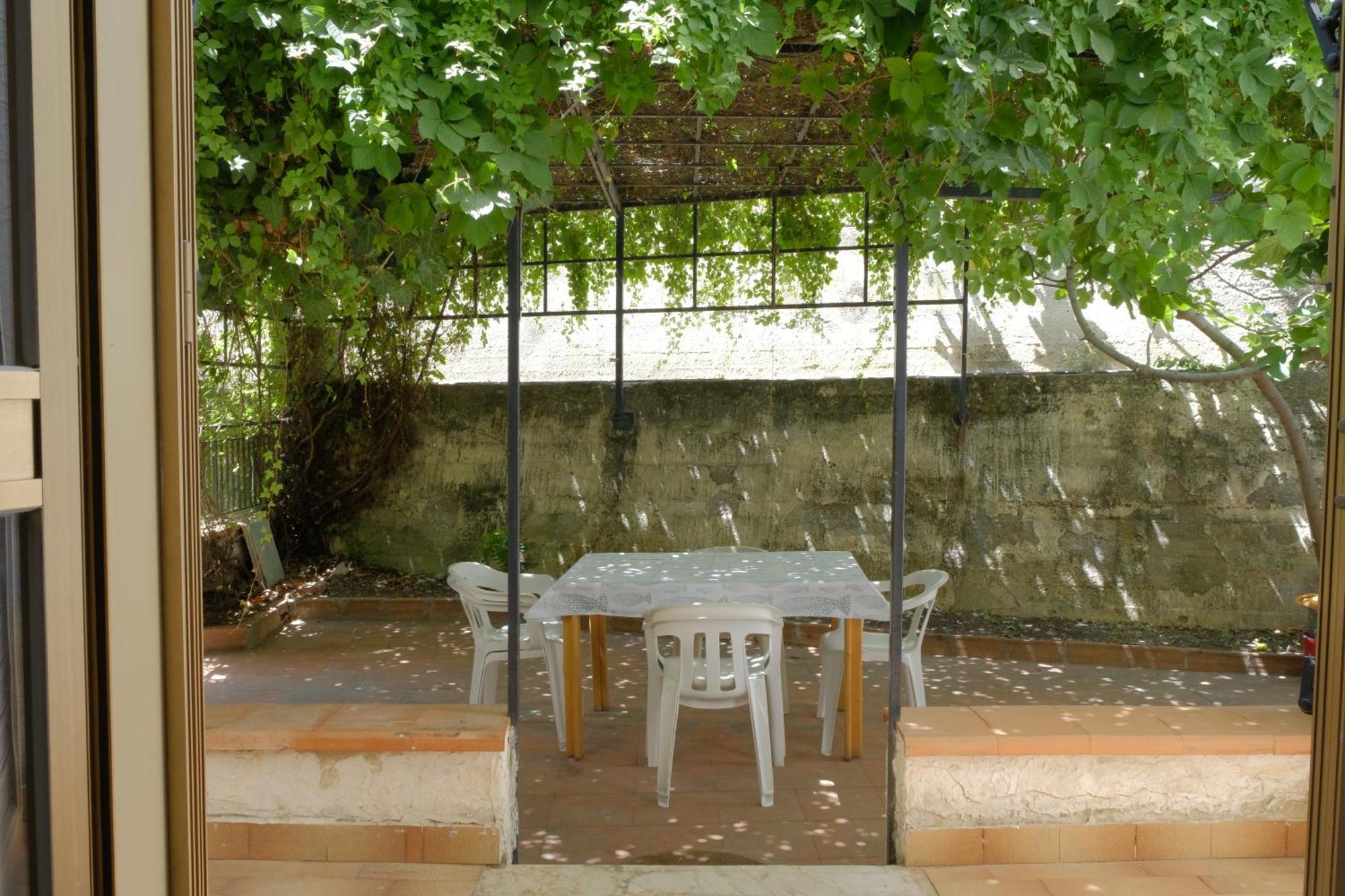 Libellula Apartment จีอาร์ดีนี นักซอส ภายนอก รูปภาพ